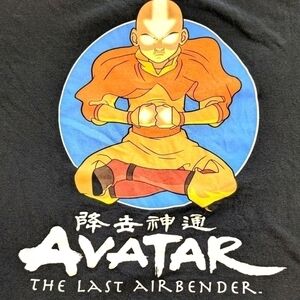 Avatar the last Airbender graphic tee size Large